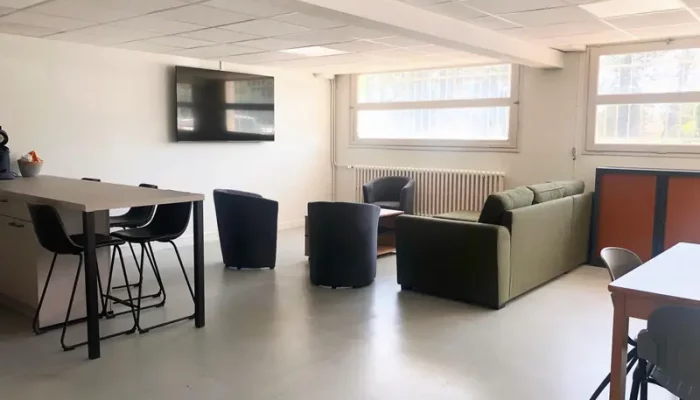 Salle détente Habitat jeunes